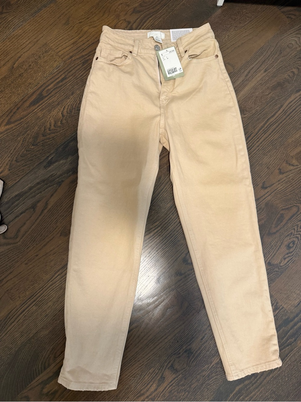 H&M Straight-Leg Jeans in Light Beige
